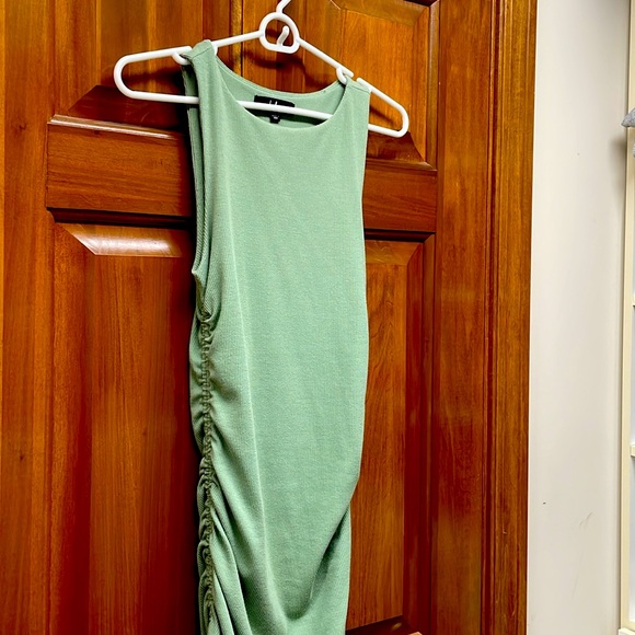 Lulu’s Bra Top Scrunch Dress - Picture 1 of 4